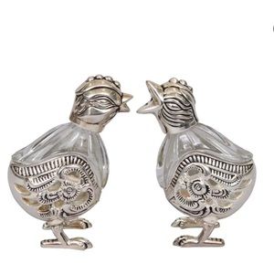 Godinger silver and crystal salt and pepper shakers, art chicks